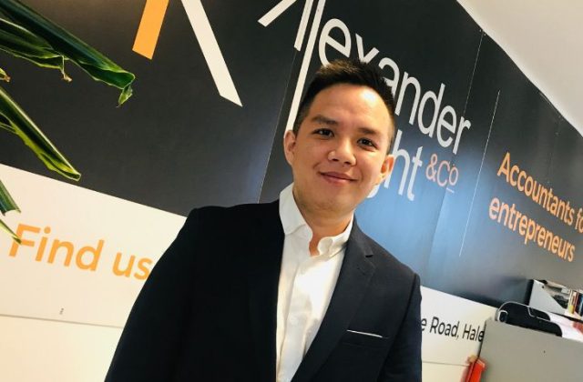 Internships in accountancy at Alexander Knight & Co in Manchester