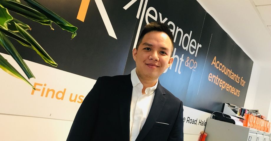 Internships in accountancy at Alexander Knight & Co in Manchester